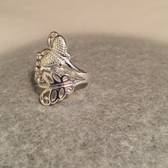 💜 925 Silver Triple Butterfly Ring - Picture 4 of 7